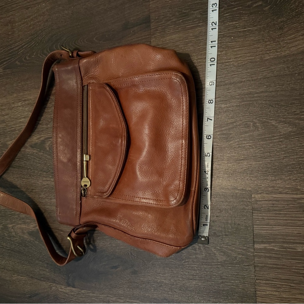 Vintage Fossil leather satchel - Picture 9 of 11